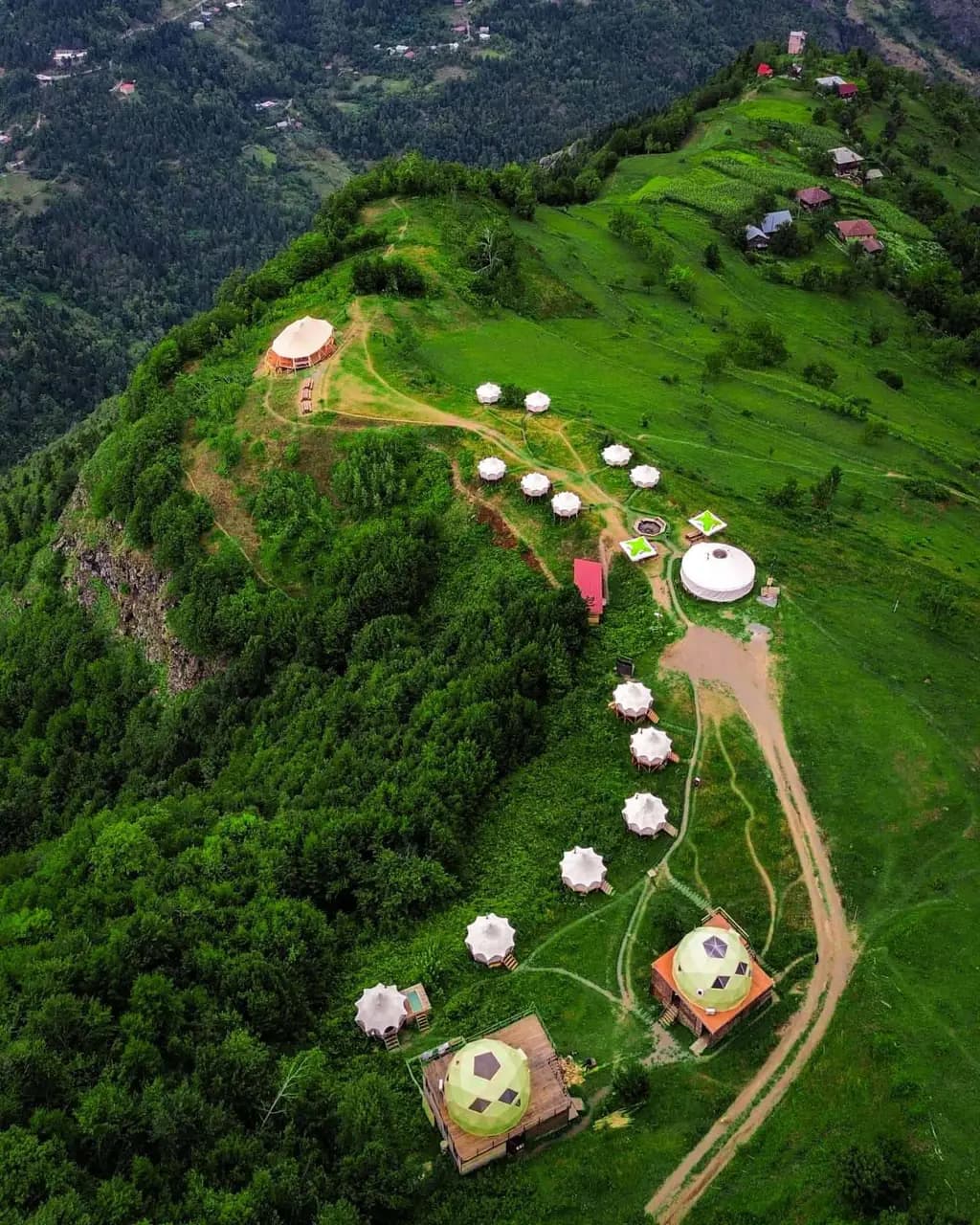 Glamping Tago camp from above